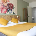 Szálloda Boutique Asterisk, A Family Run 4*