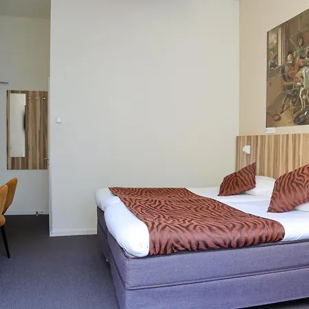 Hotel Asterisk 3 Star Superior