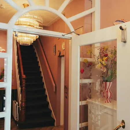 Hotel Boutique Asterisk, A Family Run