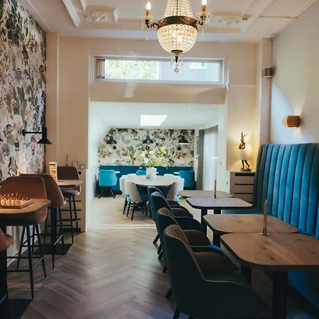 Hotel Boutique Asterisk, A Family Run