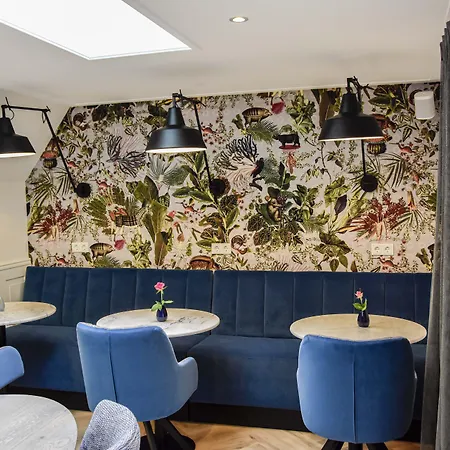 Asterisk, A Family Run 4* Amsterdam