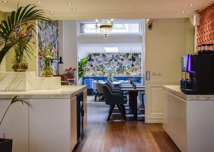 Boutique Asterisk, A Family Run 4*