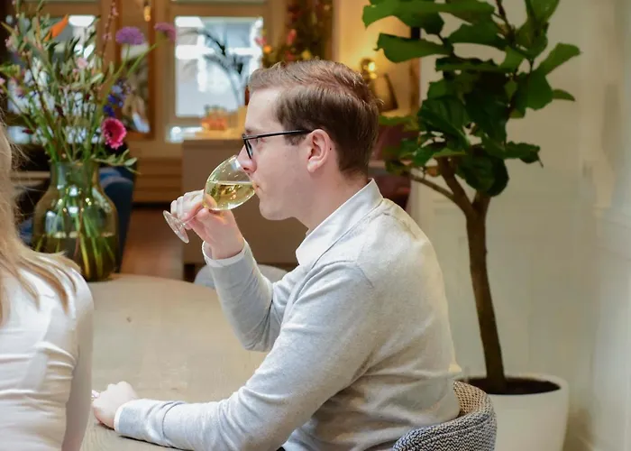 Boutique Asterisk, A Family Run