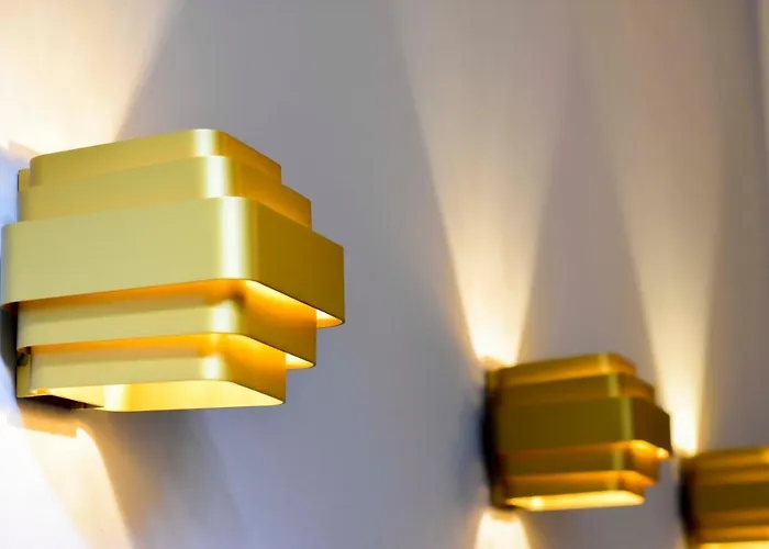 Boutique Asterisk, A Family Run