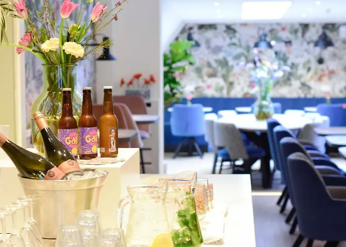 Boutique Asterisk, A Family Run