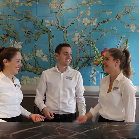 מלון Boutique Asterisk, A Family Run